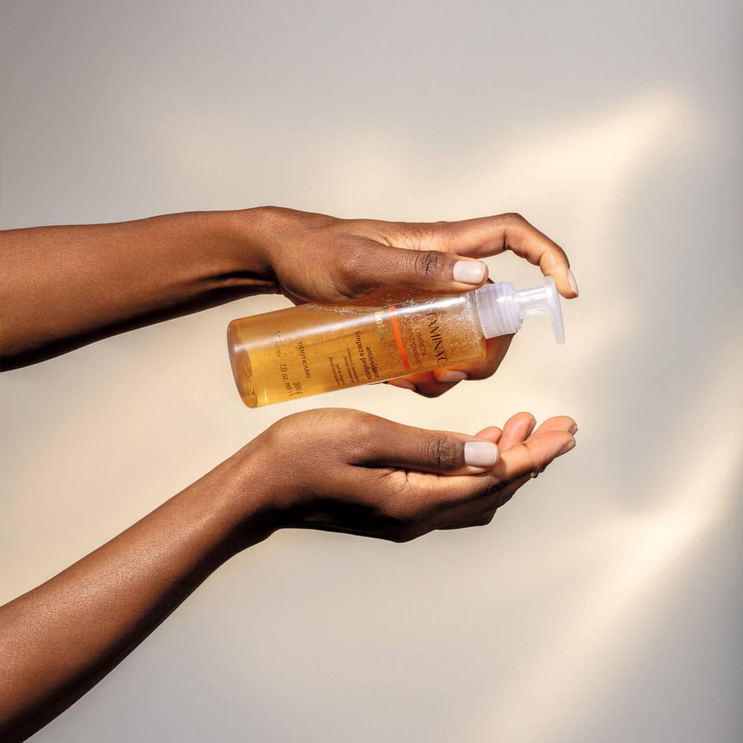 Botik Vitamin C Facial Cleansing Gel 200g